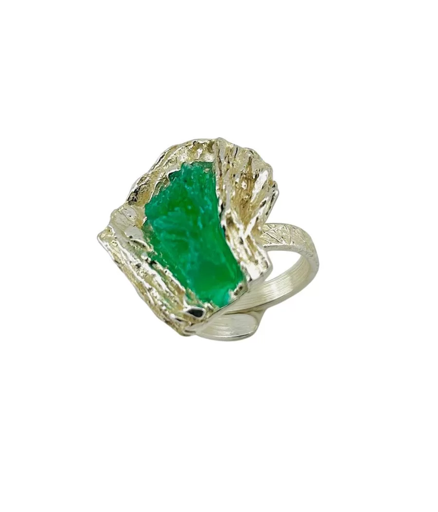 Bague structurée argent résine verte